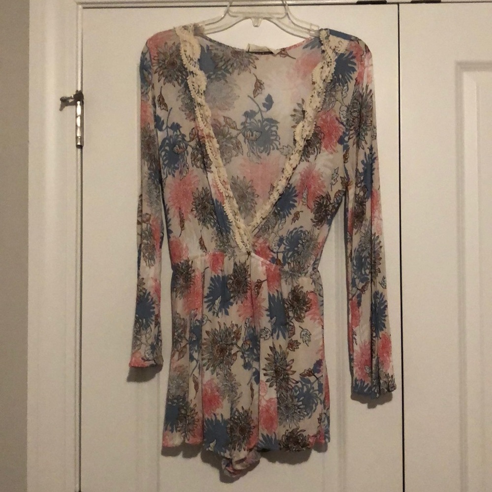 Romper - Picture 1 of 1